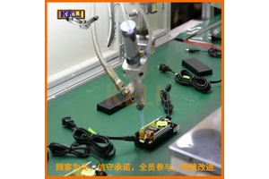 追踪点胶机器人应用